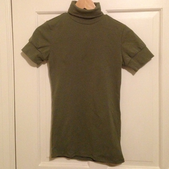 Victoria Secret Tee Shop Short Sleeve Turtleneck