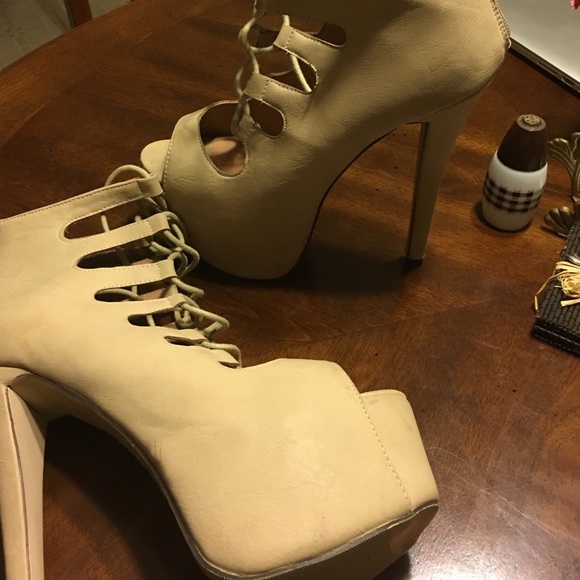 Glaze Shoes Glaze Lace Up Platforms Sz 9 Poshmark