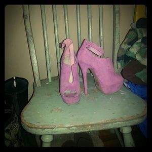 Pink Heels