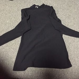 Under Armor black long sleeve shirt