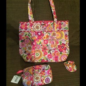 Vera Bradley "Vera" tote set- NWT- Clementine