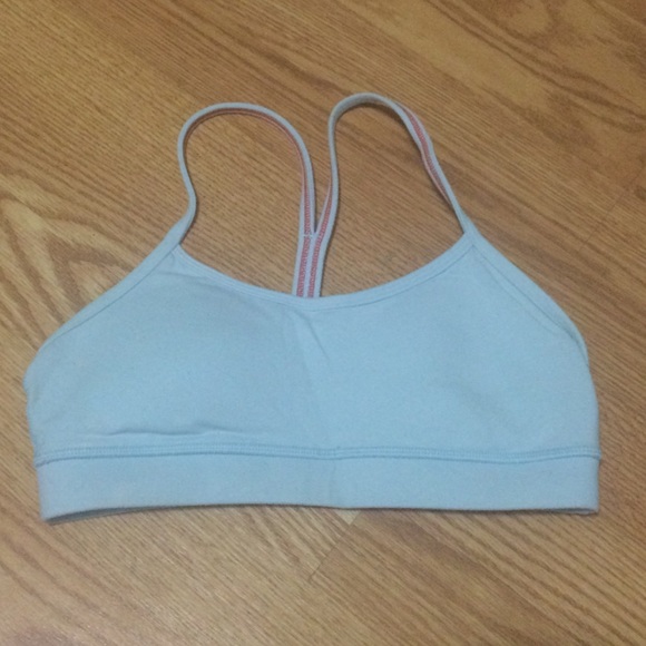 Lululemon Flow Y Sports Bra- SIZE 4