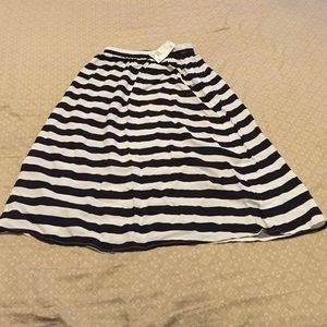 Beautiful black and white classic stripe skirt.