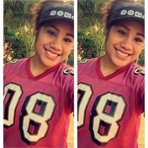 Meet your Posher, Mia