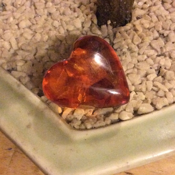 Amazing Baltic Amber heart pendent - Picture 3 of 4