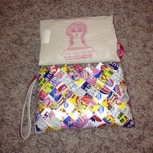 Double bubble clutch made by Nahui Ollin