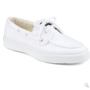 ‼️White Sperrys‼️