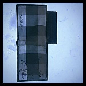 American Eagle Outfitters wallet