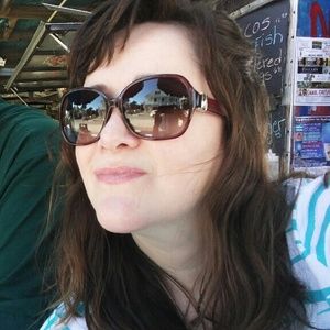 Meet your Posher, Tracy