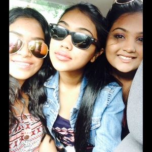 Meet your Posher, Aeisha