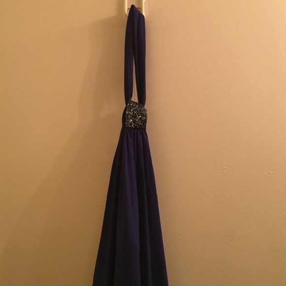 Express halter - Picture 2 of 2