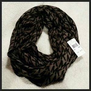 Authentic MK infinity scarf NWT