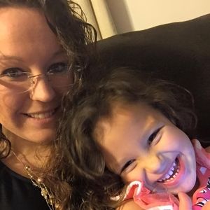 Meet your Posher, Kendra