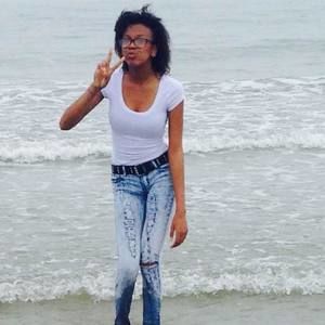 Meet your Posher, Geneva