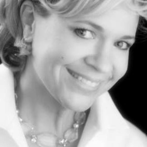 Meet your Posher, Elizabeth - Picture 1 of 1