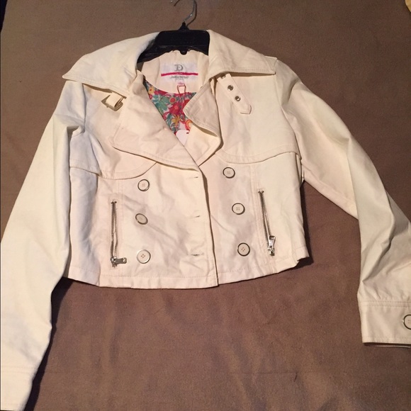 Dollhouse short leather jacket size S