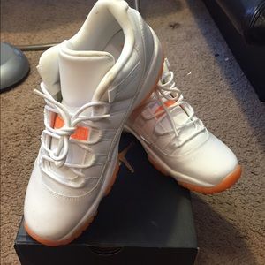 Nike Air Jordan 11 Low Citrus