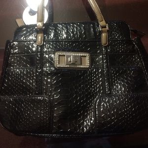 Guess purse