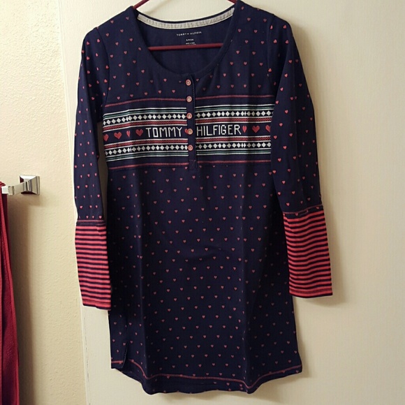 Tommy Hilfiger nighty with hearts and stripes!