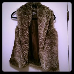 Fur vest