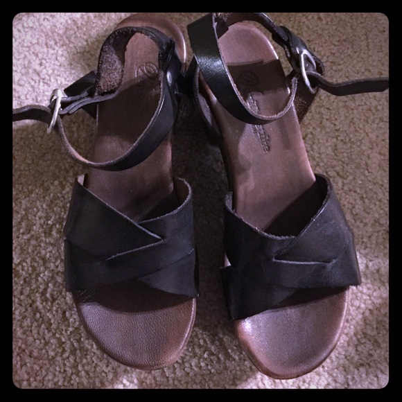 Vintage leather strip shoes✨