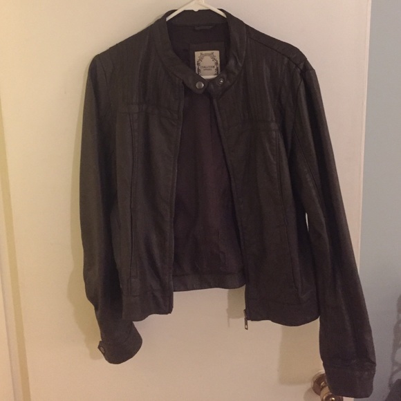 Brown faux leather jacket. Size L