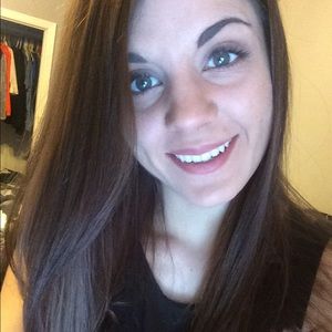 Meet your Posher, Traci