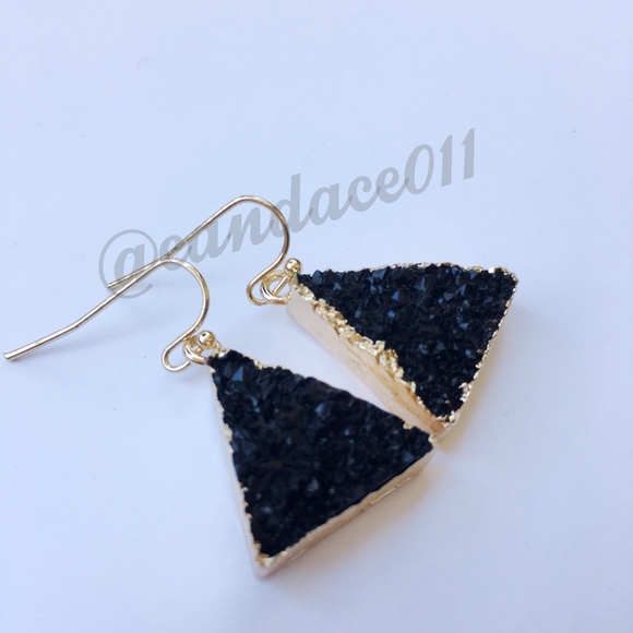 Druzy Triangle Earrings (Black) - Picture 2 of 3