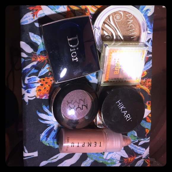 Make up lot - Picture 1 of 4