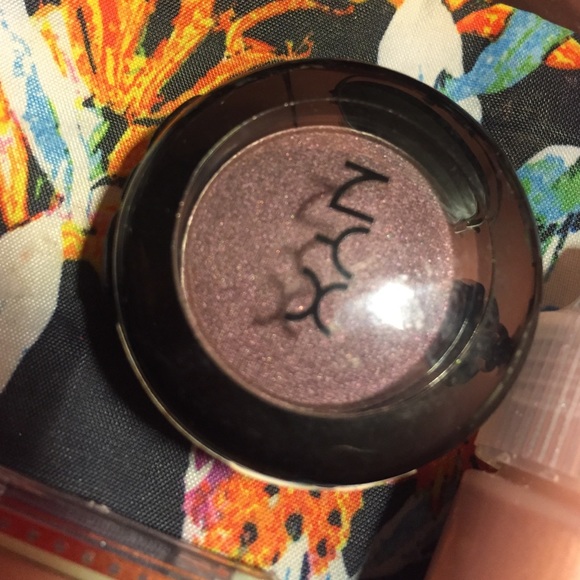 Make up lot - Picture 3 of 4