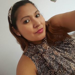 Meet your Posher, Yesenia