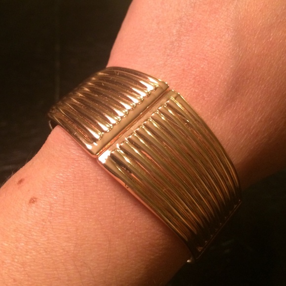 Bijoux Terner Gold-Lined Cuff