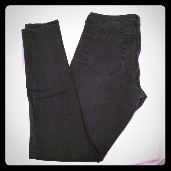 Black High Waisted Skinny Jeans
