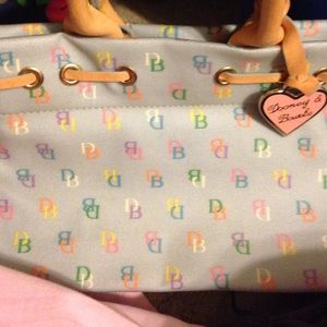 Dooney and bourke purse