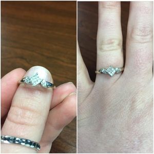 14k White Gold & Diamond Promise Ring