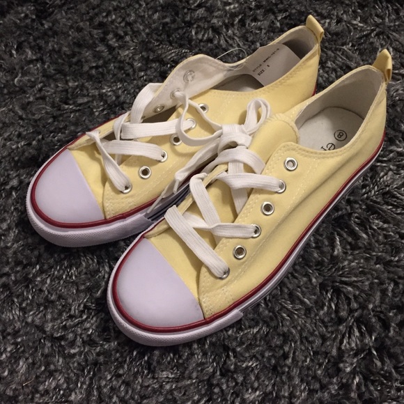 Size 8 shoe
