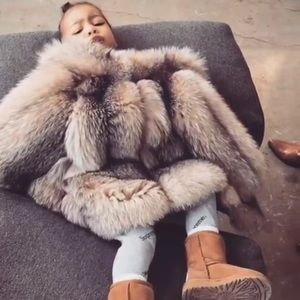 Meet your Posher, Regina