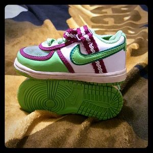 Toddler nikes