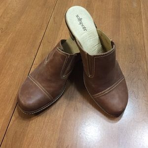 Soft spots slide on in brown