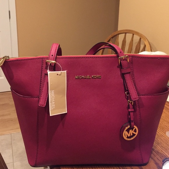 Michael Kors Jet Set Tote