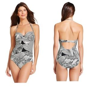 Women's Underwire Print Blocked One Piece