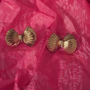 Lilly Pulitzer gold shell bow earrings
