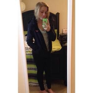 Meet your Posher, Sara