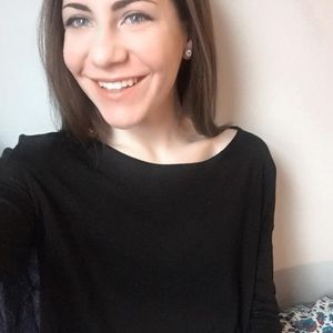 Meet your Posher, Ella