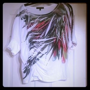 Feather tee