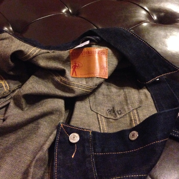 Levi's Jean Jacket - image 4