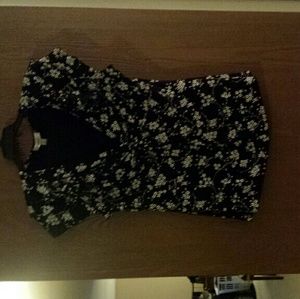 Black and white flowered top