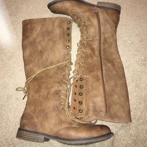 Knee High Boots 👢👢🛍✈️📬