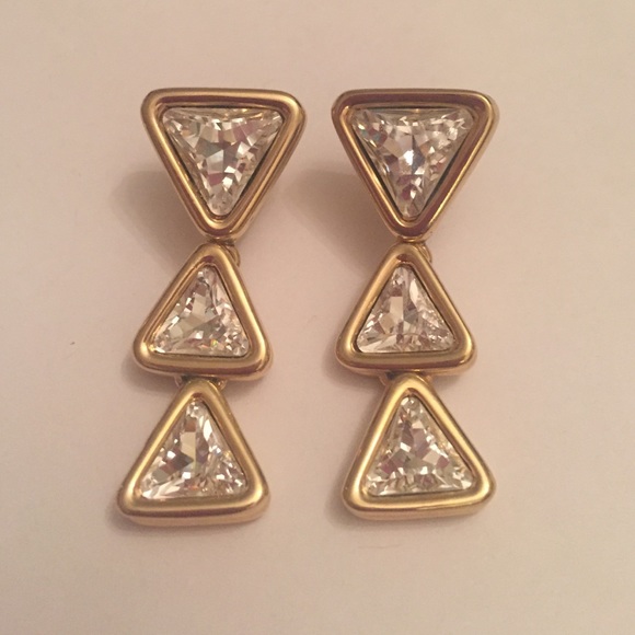 Classy Clip-On Glam Earrings - Picture 3 of 3