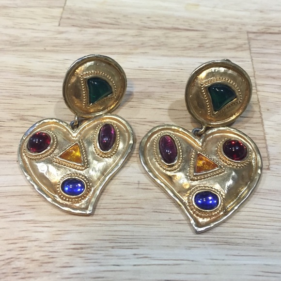 STUNNING vintage clip on heart shaped earrings